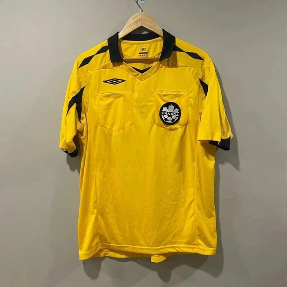 Canada Umbro Football Soccer  Jersey - Picture 1 of 8